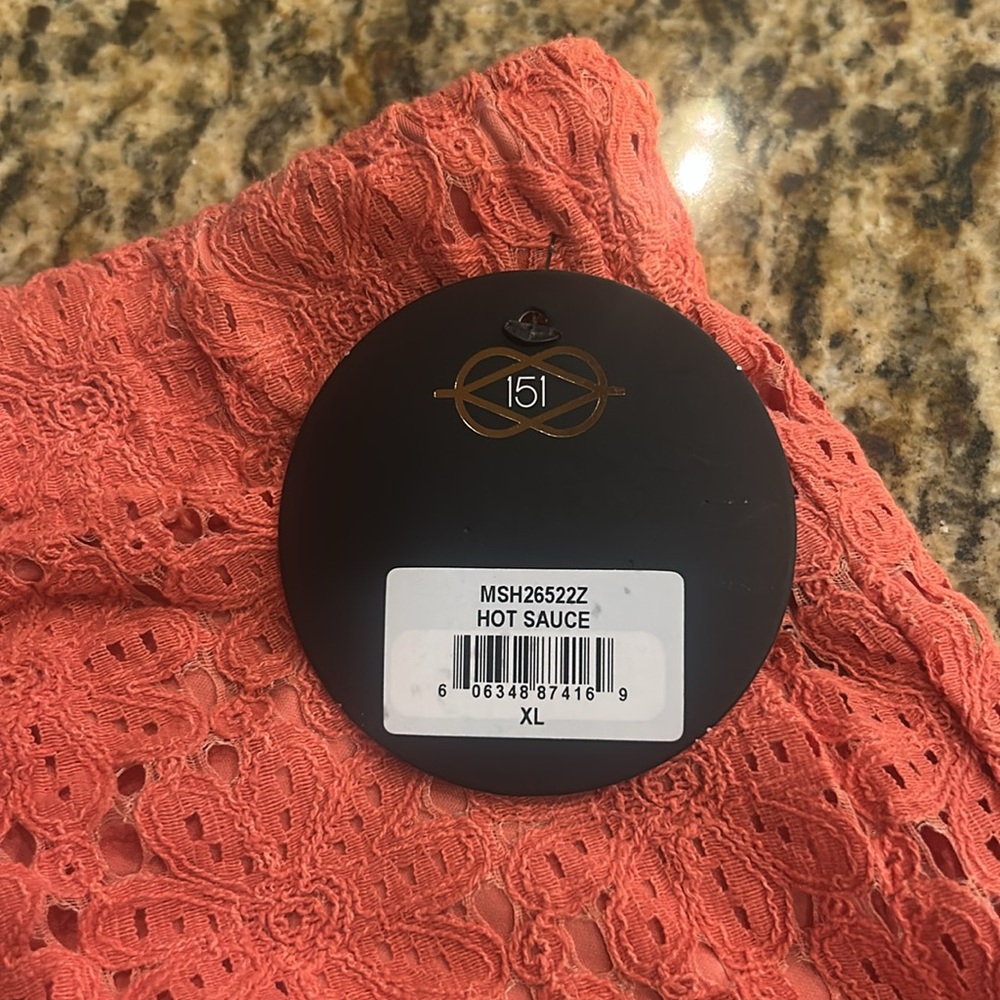 One 5 One eyelet/crocheted shorts, size XL, NWT | offer in description - Picture 6 of 7